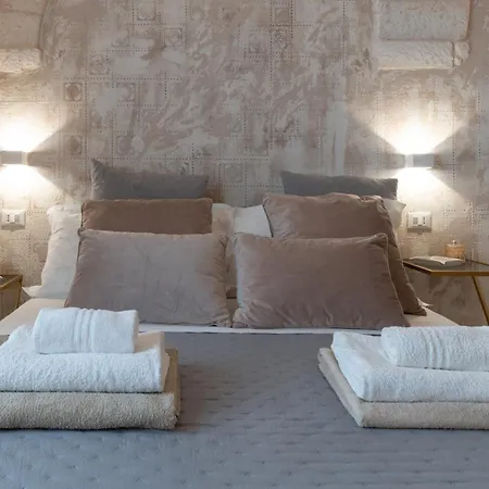 Apartman Ostuni Luxury Stay - Suite Con Terrazza & Jacuzzi Ostuni