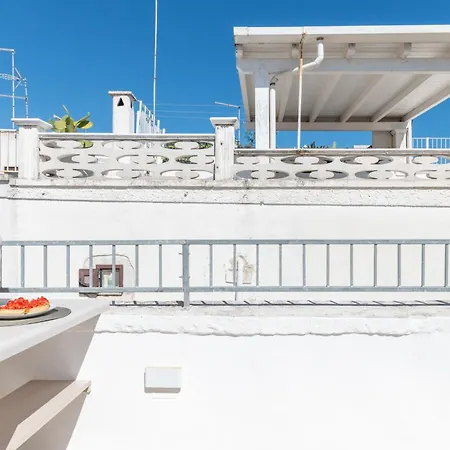 דירה Luxury - Con Terrazza & Jacuzzi *